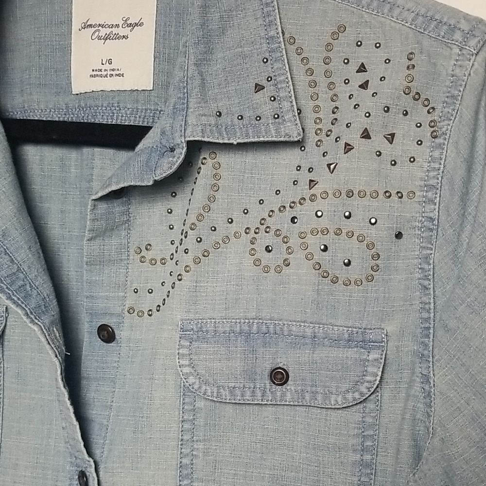 American Eagle Outfitters Chambray Shirt - Picture 3 of 10